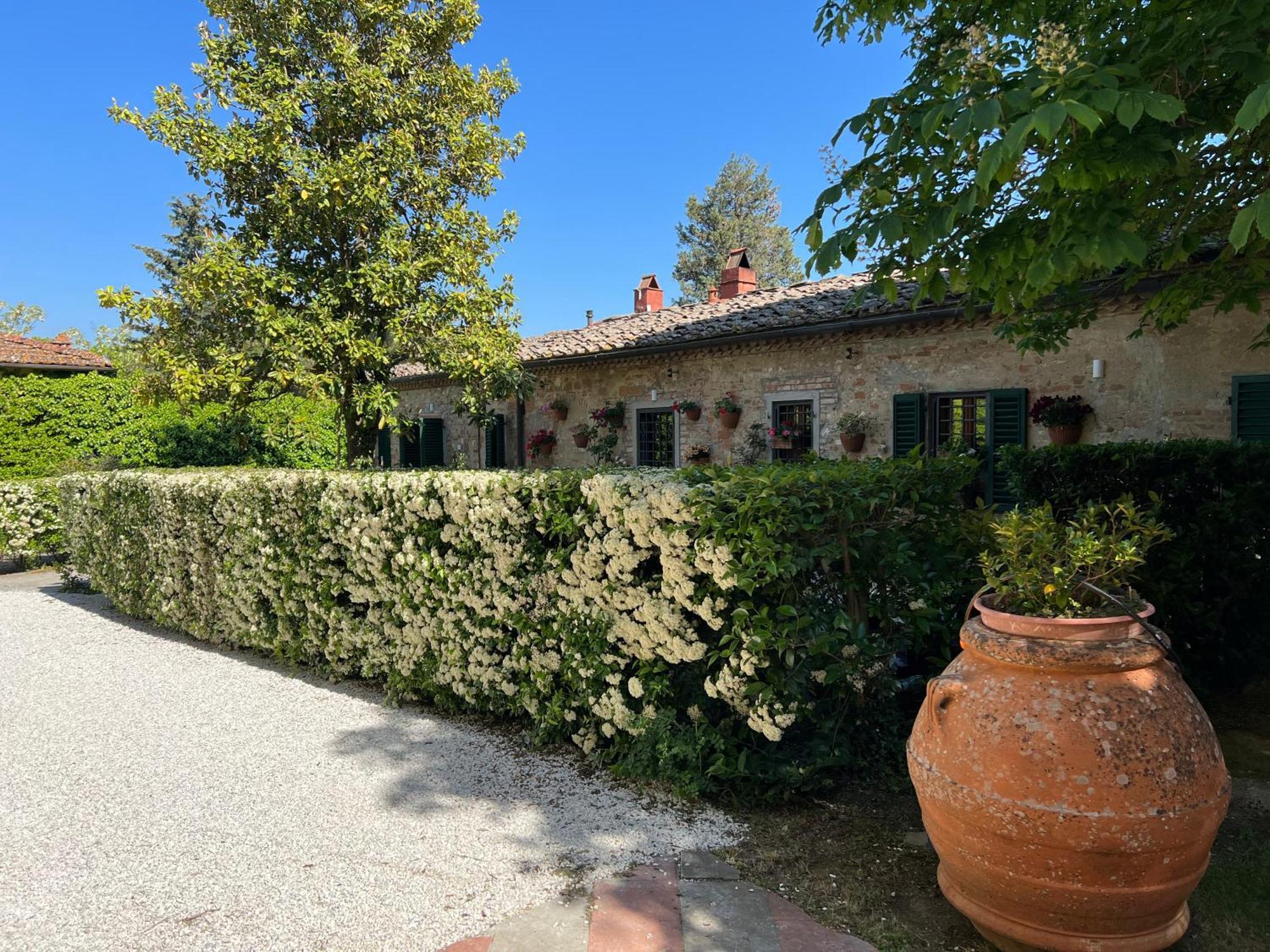 Agriturismo Bio Fattoria Bacio Certaldo Luaran gambar