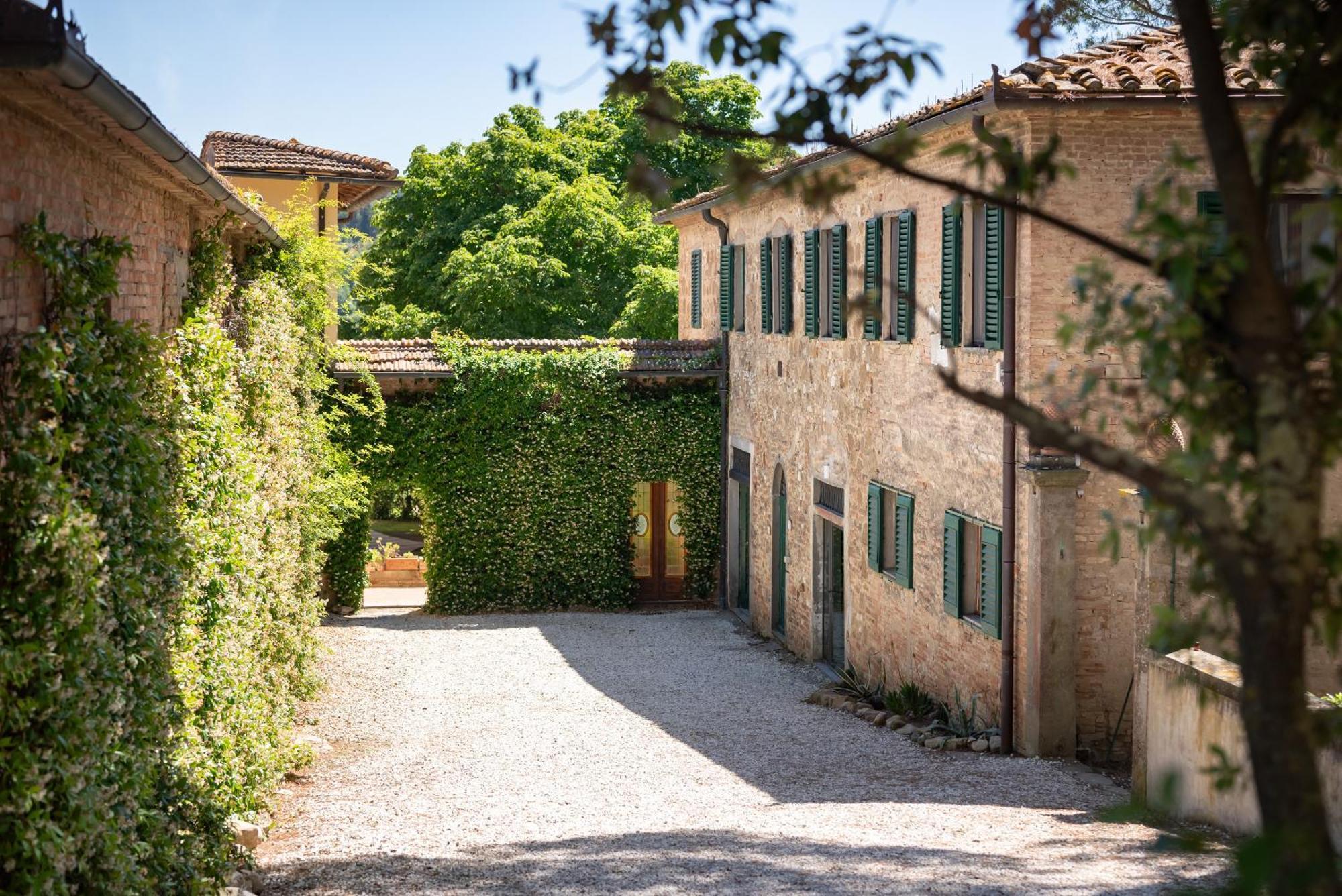 Agriturismo Bio Fattoria Bacio Certaldo Luaran gambar