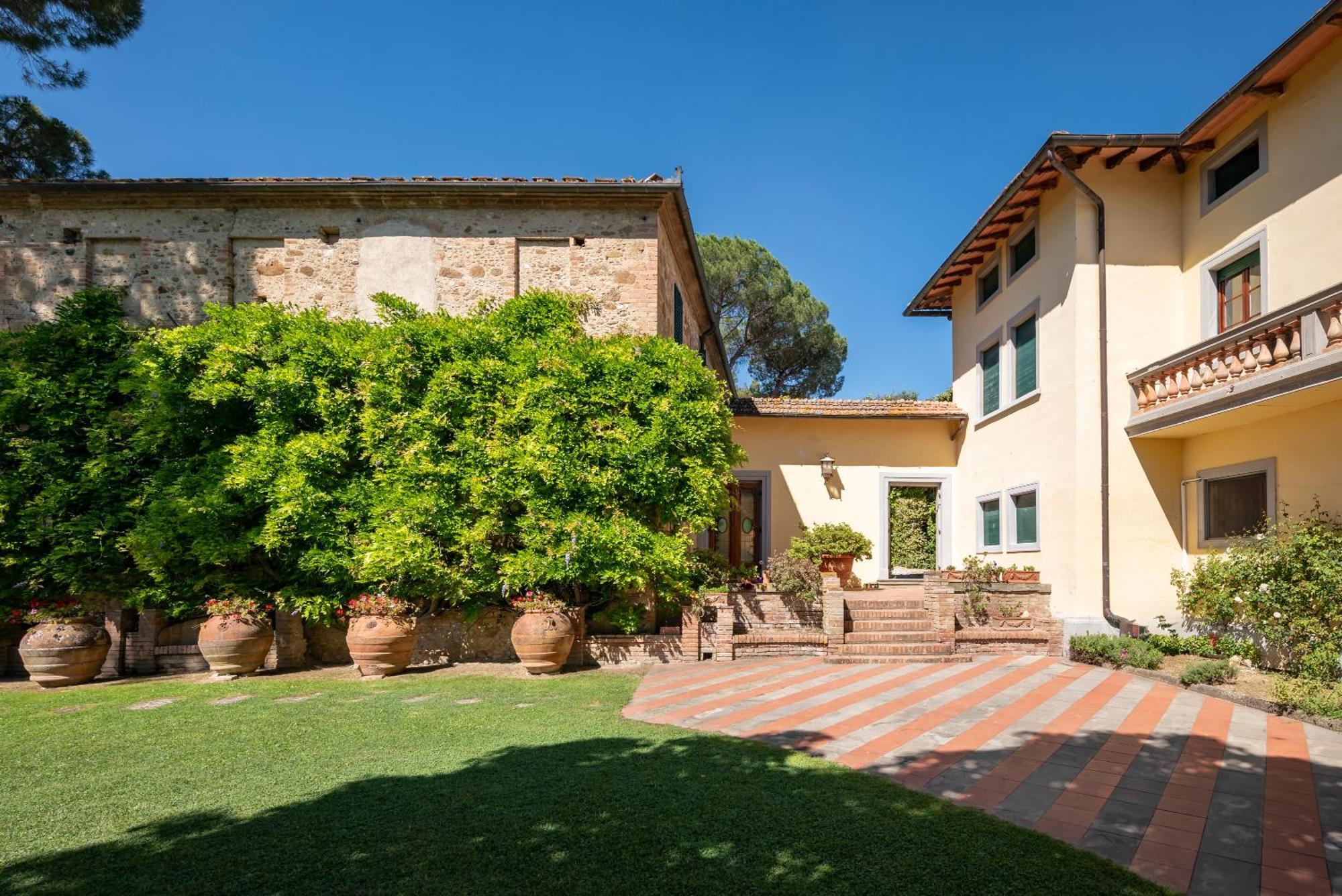 Agriturismo Bio Fattoria Bacio Certaldo Luaran gambar